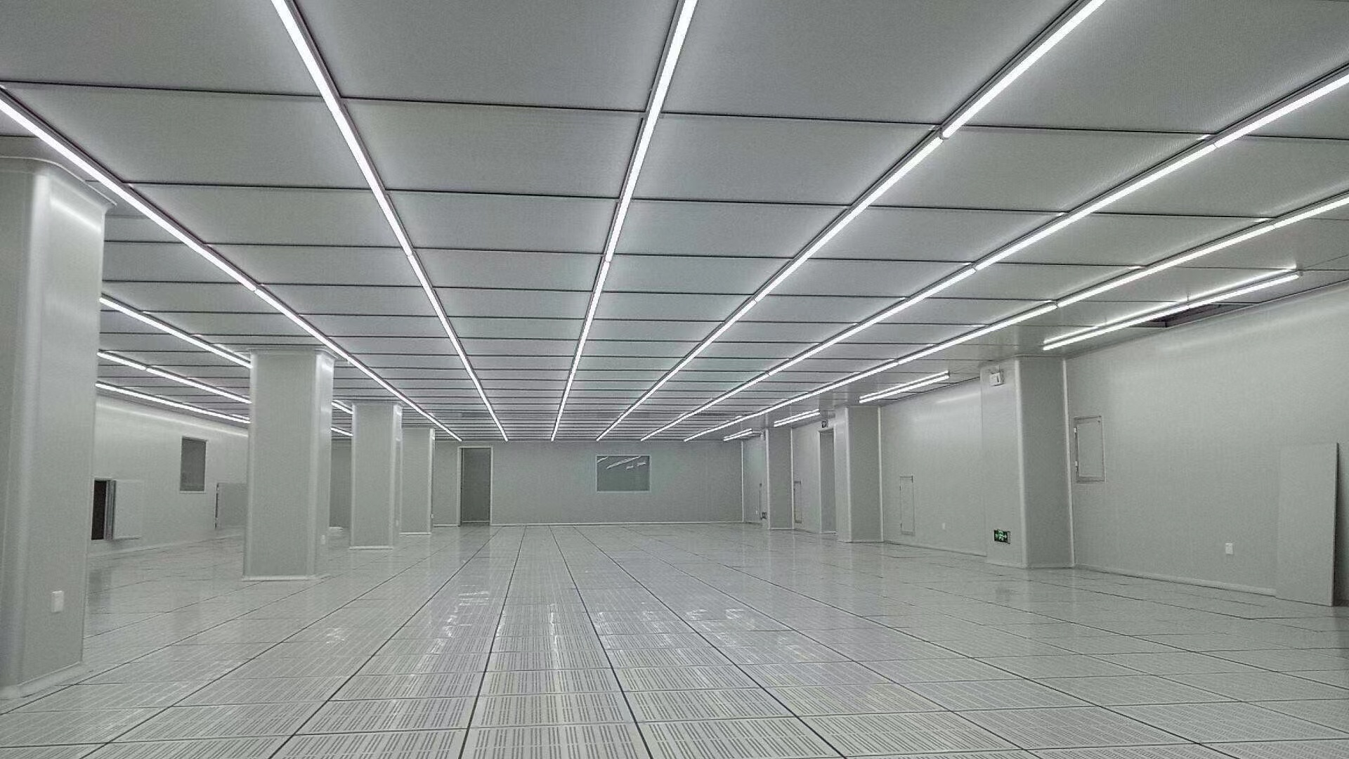 FFU plays a key role in ISO clean room system-1